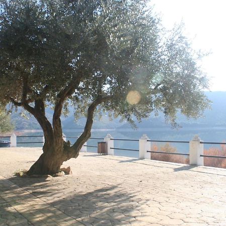 Centro De Ocio Alua Casa Rural Iznajar Lago De Andalucia Luaran gambar